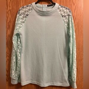 Miholl Women’s Small Mint Lace Sleeve Top